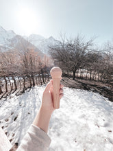 Load image into Gallery viewer, Músico Wooden Microphone